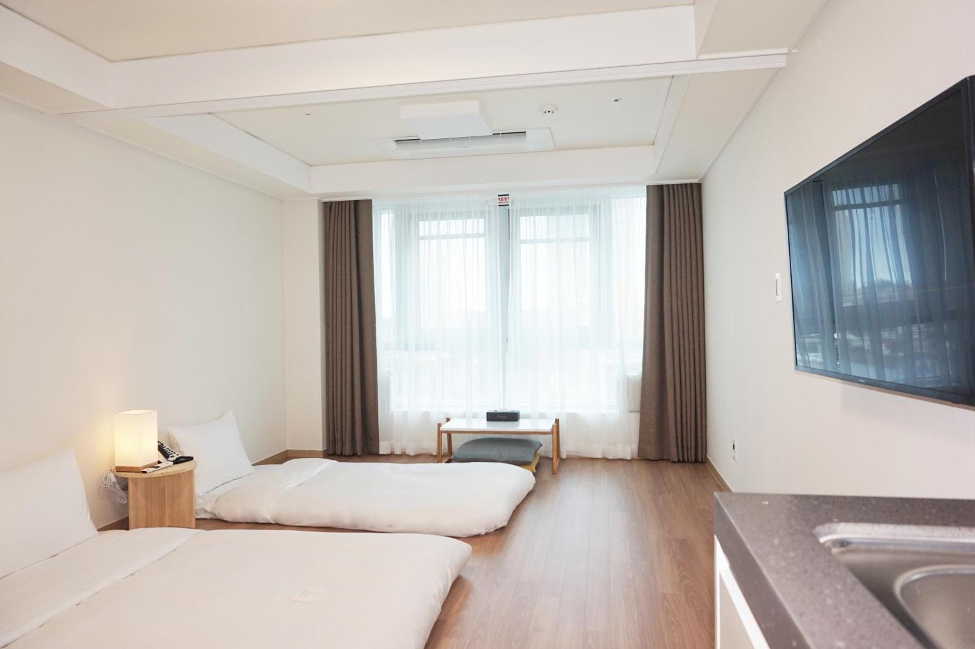 Marinabay Sokcho Hotel Exterior photo